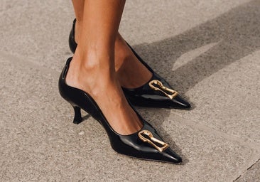 Tengo una boda y estos son los zapatos de tacón cómodos que recomiendo: perfectos para caminar y bailar sin dolor en los pies